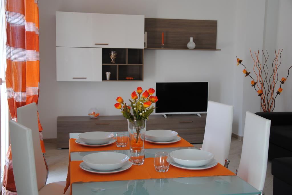 Ferienwohnung Sesto Piano House Monopoli Exterior foto